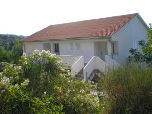 Apartment in Kampor with sea view, terrace, air conditioning, Wi-Fi (4610-1) 