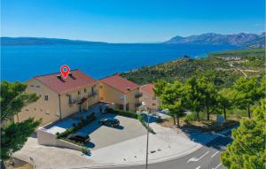 Awesome Apartment In Krvavica