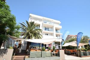 Apartments Lofiel