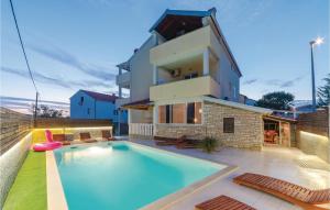 2 Bedroom Amazing Apartment In Biograd
