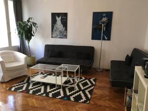 Main Square Apartment