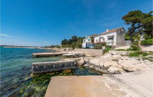 Beach Front Apartment In Kosljun