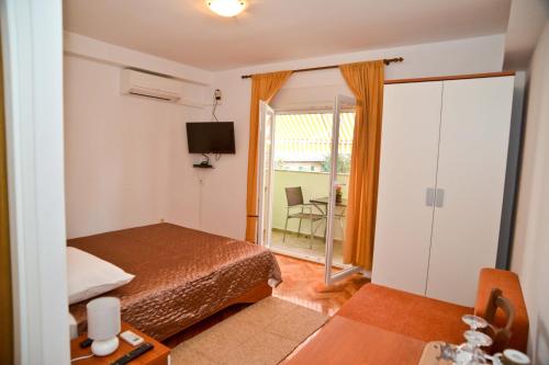 El Mirador Rooms with Balcony