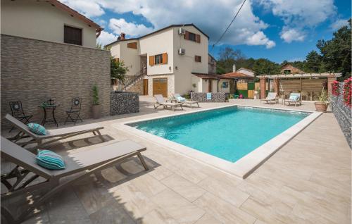 Nice Home In Rakotule With Wifi
