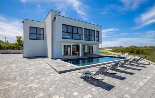 Villa Nin Villa Nin