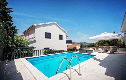 Villa Mondeo
