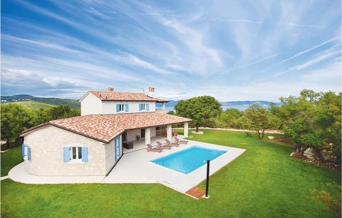 Lovely Home In Labin With Wifi