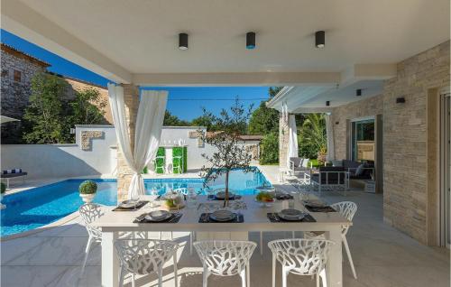 Villa Santo