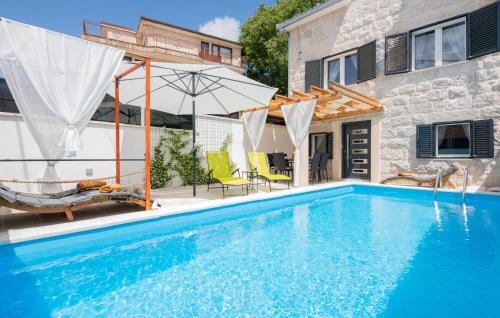 Cozy Home In Vinjani Donji