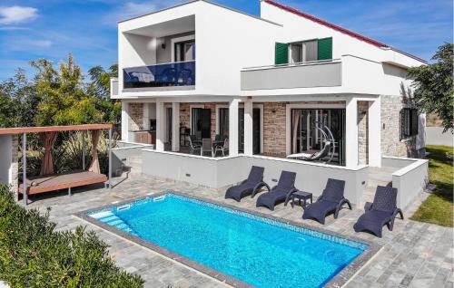 Lovely Home In Skuncini Stani Lovely Home In Skuncini Stani