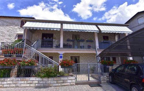 Apartments with parking space Murine, Umag - 22510
