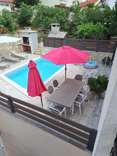 LUXURY Apartment IMOTA,with private pool