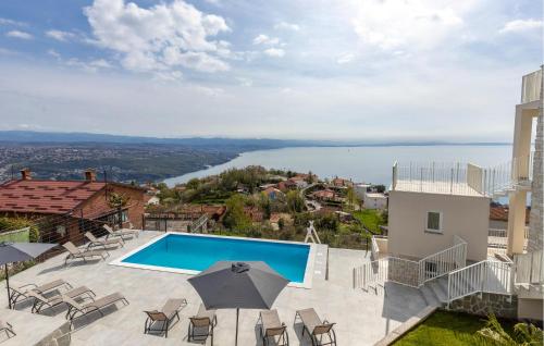 Gorgeous Apartment In Bregi With Wifi