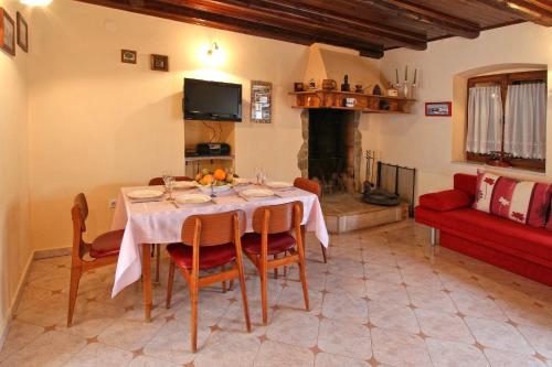 Holiday Home Marko Funtana Holiday Home Marko Funtana