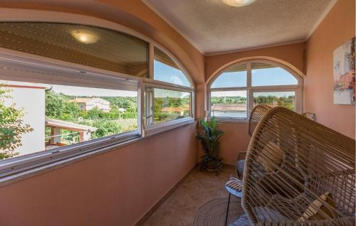 Cozy Apartment In Karigador With Kitchen Cozy Apartment In Karigador With Kitchen