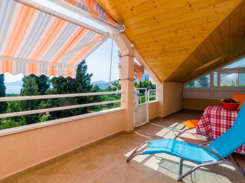 Apartments Donita - Comfort Two Bedroom Apartment with Balcony and Sea View