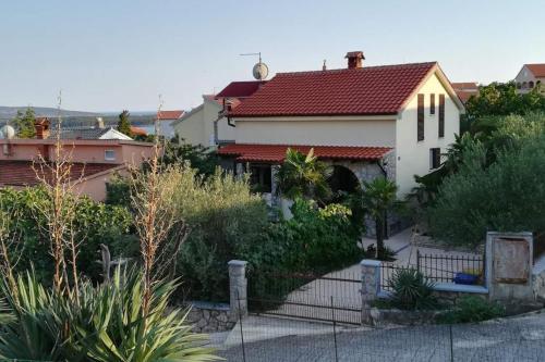 Apartments with a parking space Kornic, Krk - 416 Apartments with a parking space Kornic, Krk - 416