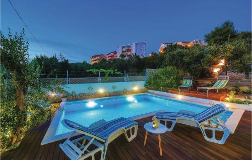 Nice Apartment In Okrug Gornji With Wifi Nice Apartment In Okrug Gornji With Wifi