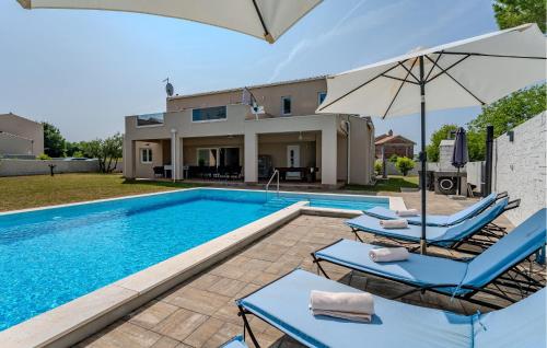 Awesome Home In Brtonigla With Sauna Awesome Home In Brtonigla With Sauna