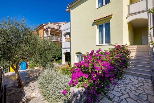 Apartment in Kraljevica 33071