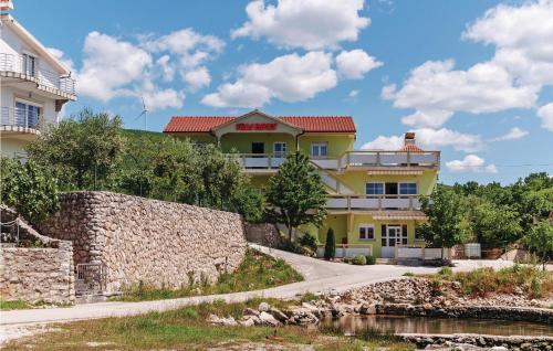 Cozy Apartment In Ribnica-Krusevo With Kitchen
