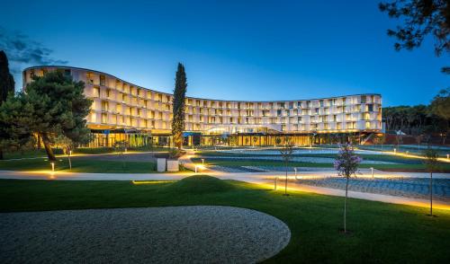 Maistra Select Family Hotel Amarin