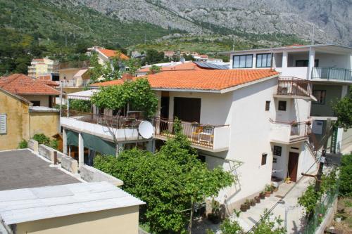 Apartments by the sea Baska Voda, Makarska - 2724 Apartments by the sea Baska Voda, Makarska - 2724