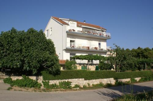 Apartments with parking space Brodarica, Sibenik - 4239