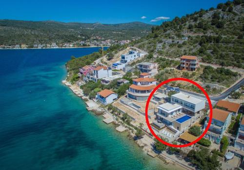Seaside luxury villa with a swimming pool Zatoglav, Rogoznica - 11685 Seaside luxury villa with a swimming pool Zatoglav, Rogoznica - 11685