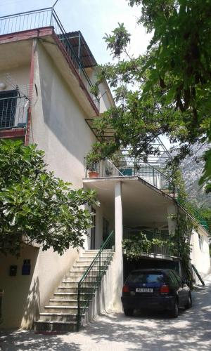 Apartments with a parking space Gradac, Makarska - 13196 Apartments with a parking space Gradac, Makarska - 13196