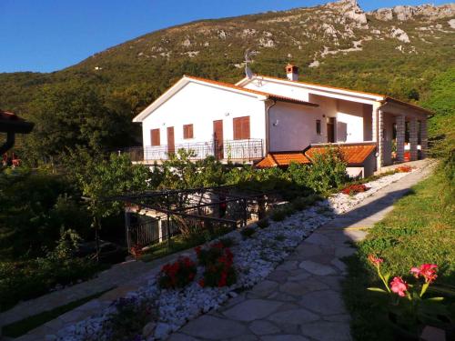 Studio in Plomin Luka/Istrien 8881 Studio in Plomin Luka/Istrien 8881