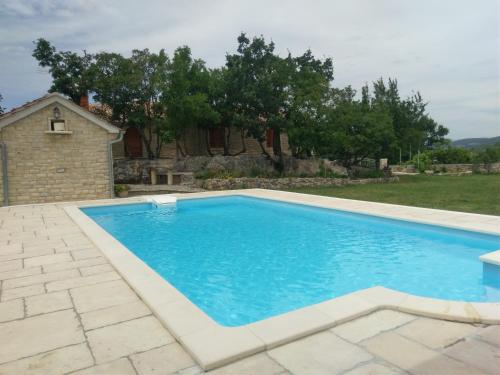 Family friendly house with a swimming pool Popovici, Zagora - 14074 Family friendly house with a swimming pool Popovici, Zagora - 14074