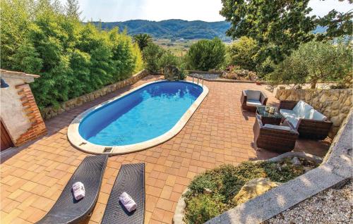 3 Bedroom Gorgeous Apartment In Supetarska Draga 3 Bedroom Gorgeous Apartment In Supetarska Draga