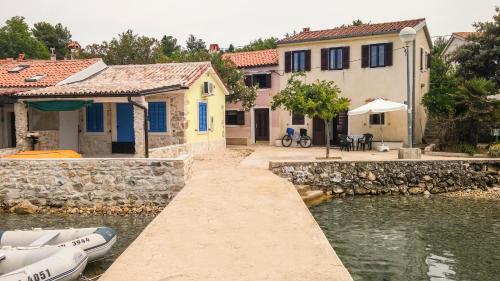 Holiday house Punta Blue & Orange 5m from the sea, island Cres Holiday house Punta Blue & Orange 5m from the sea, island Cres