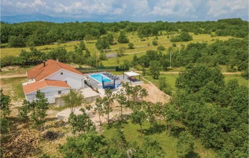 Beautiful Home In Vinjani Gornji With Wifi