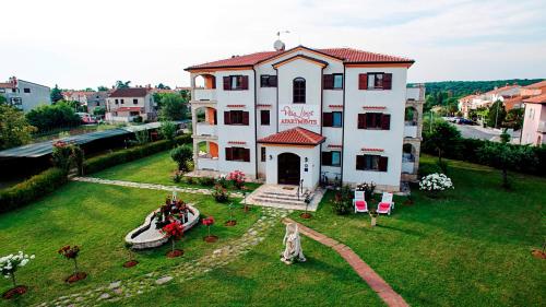 Villa Linet Villa Linet