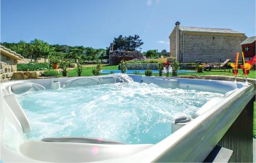 Cozy Home In Podgora With Sauna Cozy Home In Podgora With Sauna