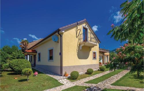 Cozy Apartment In Hreljin With Jacuzzi