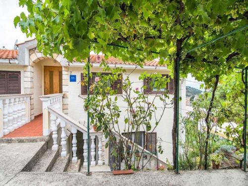 Apartment in Vrbnik/Insel Krk 13622 Apartment in Vrbnik/Insel Krk 13622