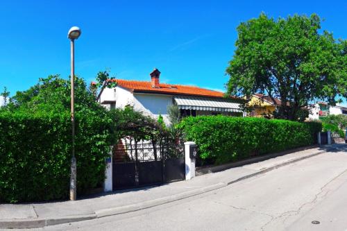 Apartments with a parking space Pula - 15678 Apartments with a parking space Pula - 15678