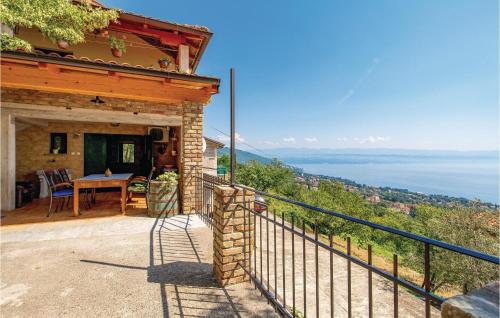 1 Bedroom Gorgeous Apartment In Lovran