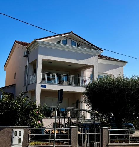 Apartments Villa Lili Apartments Villa Lili