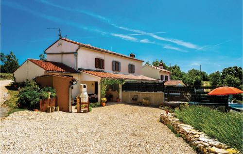 Beautiful Home In Bartici With Wifi Beautiful Home In Bartici With Wifi