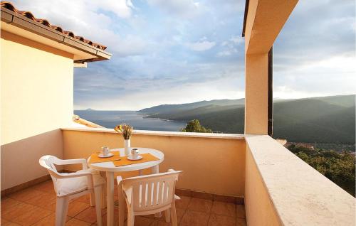 Cozy Apartment In Rabac With House Sea View