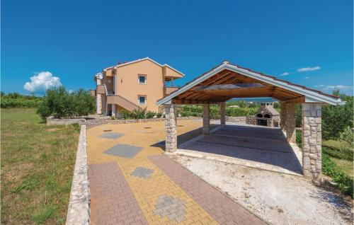 Awesome Home In Pasman With Wifi