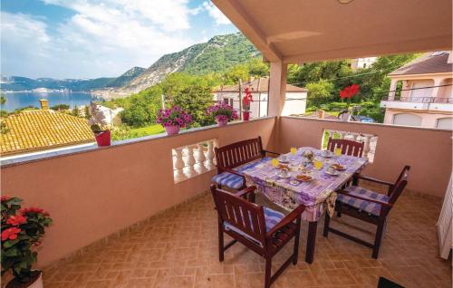 1 Bedroom Stunning Apartment In Bakarac 1 Bedroom Stunning Apartment In Bakarac