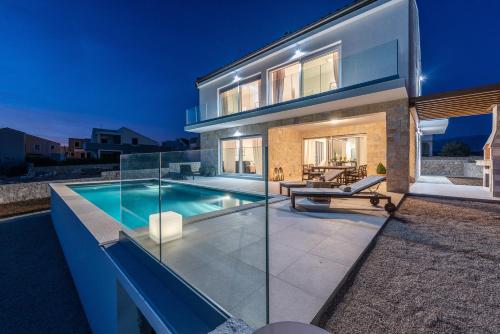 Villa Olea, luxury retreat with nature blend Villa Olea, luxury retreat with nature blend