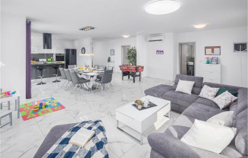 Nice Home In Pula With House A Panoramic View