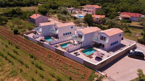 Family friendly house with a swimming pool Vrh, Krk - 17756 Family friendly house with a swimming pool Vrh, Krk - 17756