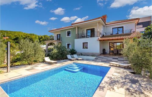 3 Bedroom Lovely Home In Kostrena